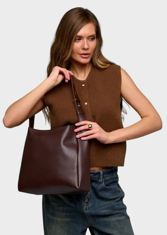 Julia leather bag + 1 free pouch