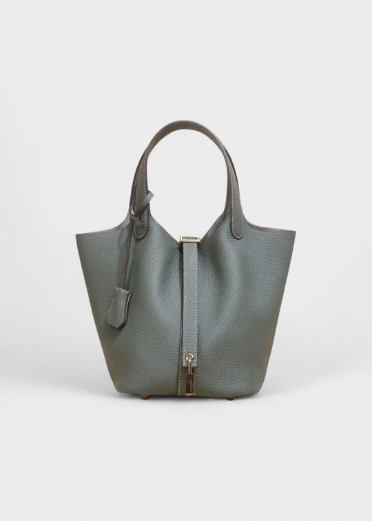 Viral Bucket Bag